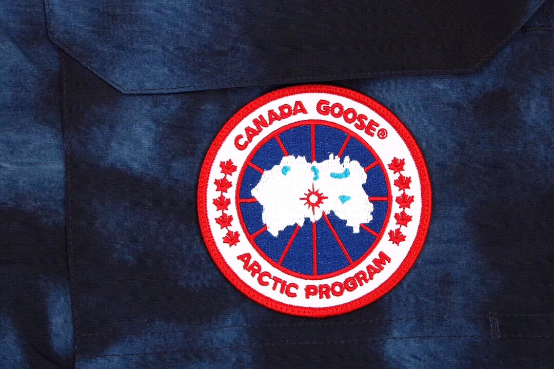 08 CANADA GOOSE EXPEDITION PARKA BLUE ABSTRACT CAMO