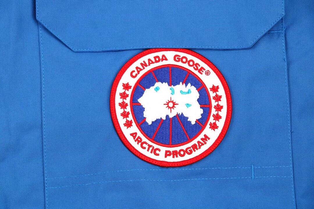 08 CANADA GOOSE Expedition Parka Ocean Blue