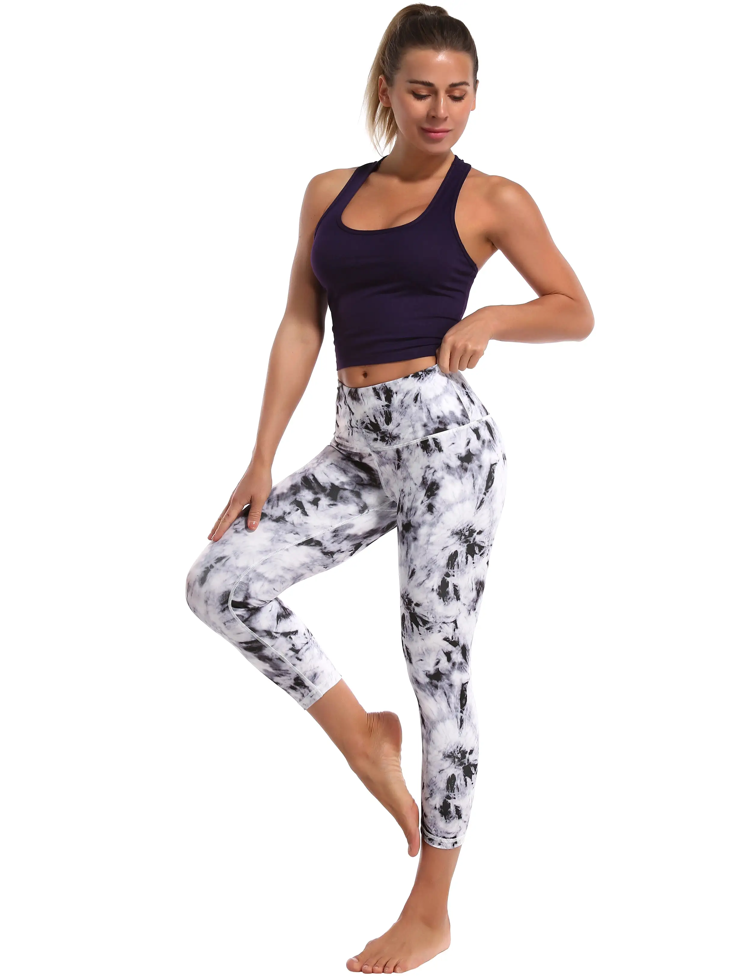 19 High Waist Printed Crop Tight Capris black dandelion_yogastudio