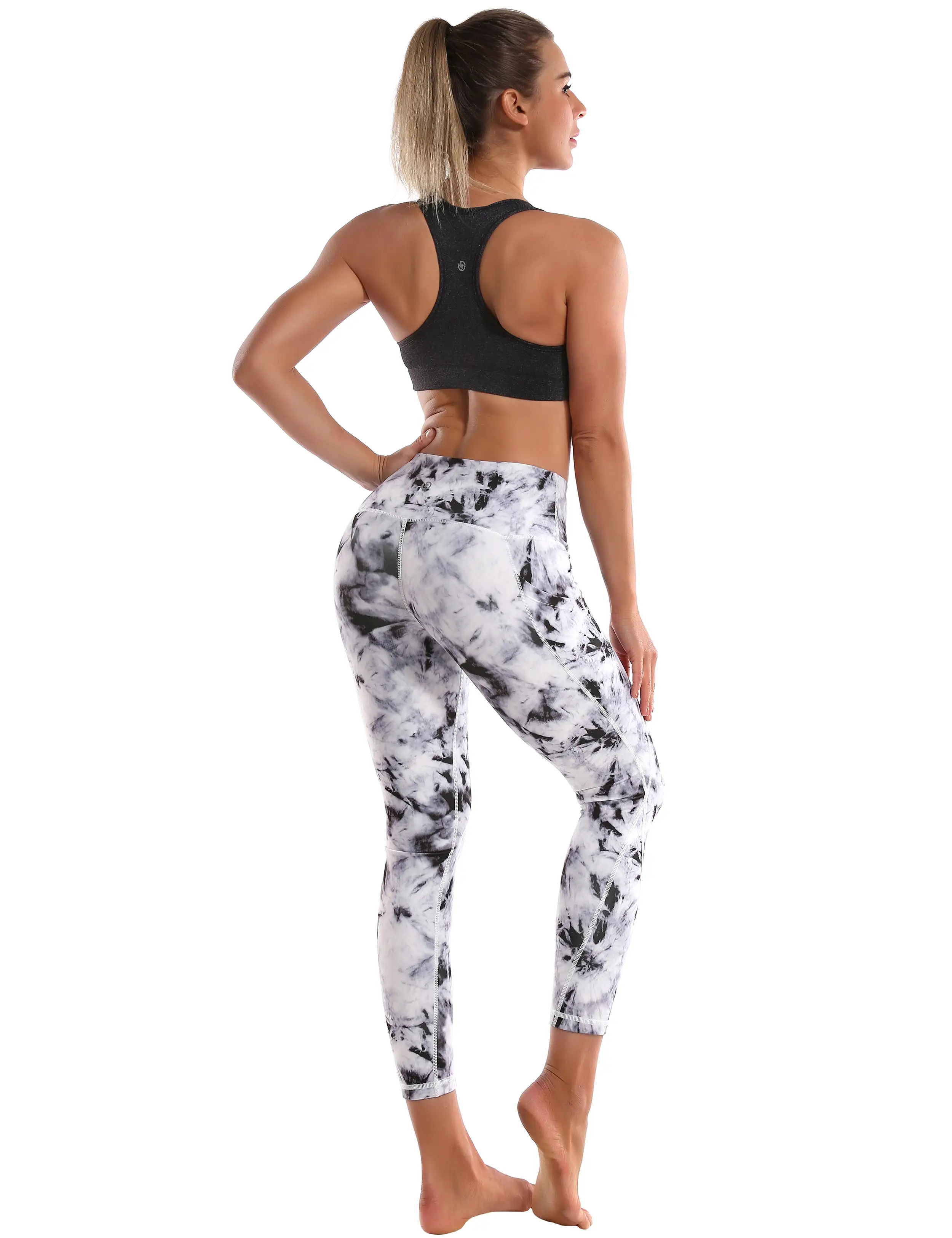 22 Printed Side Pockets Capris black dandelion_yogastudio