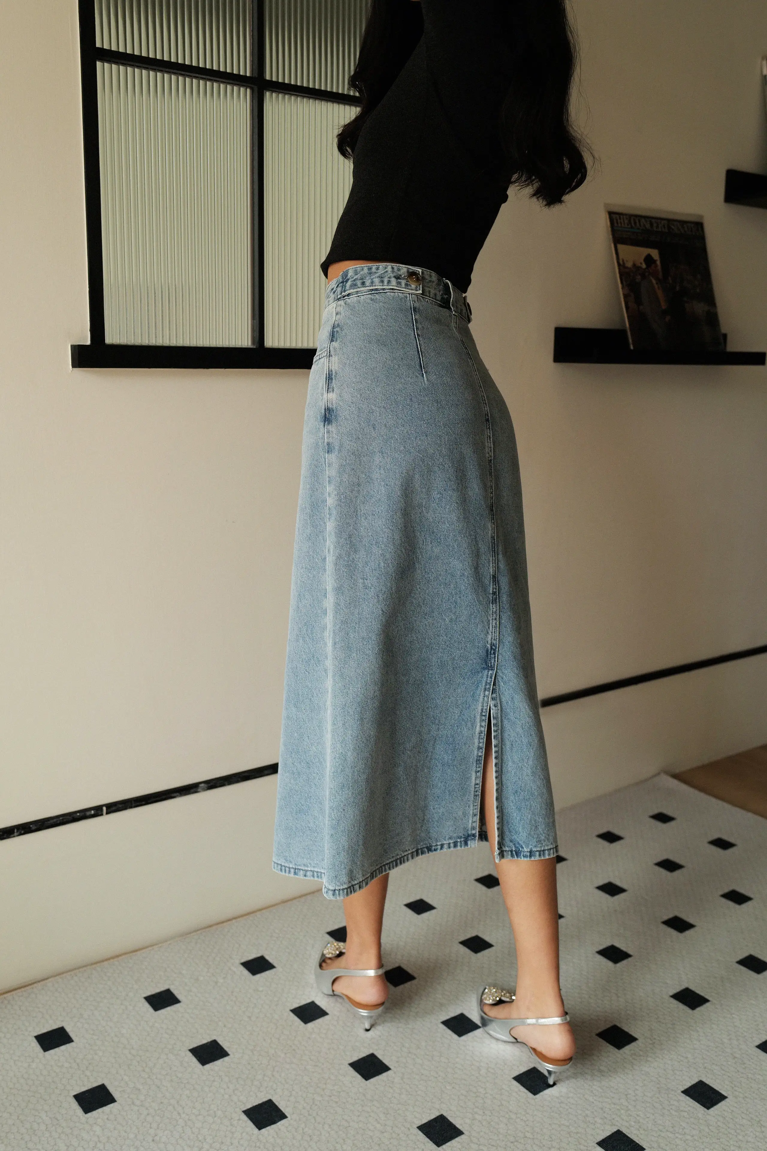 Along the trip denim midi skirt