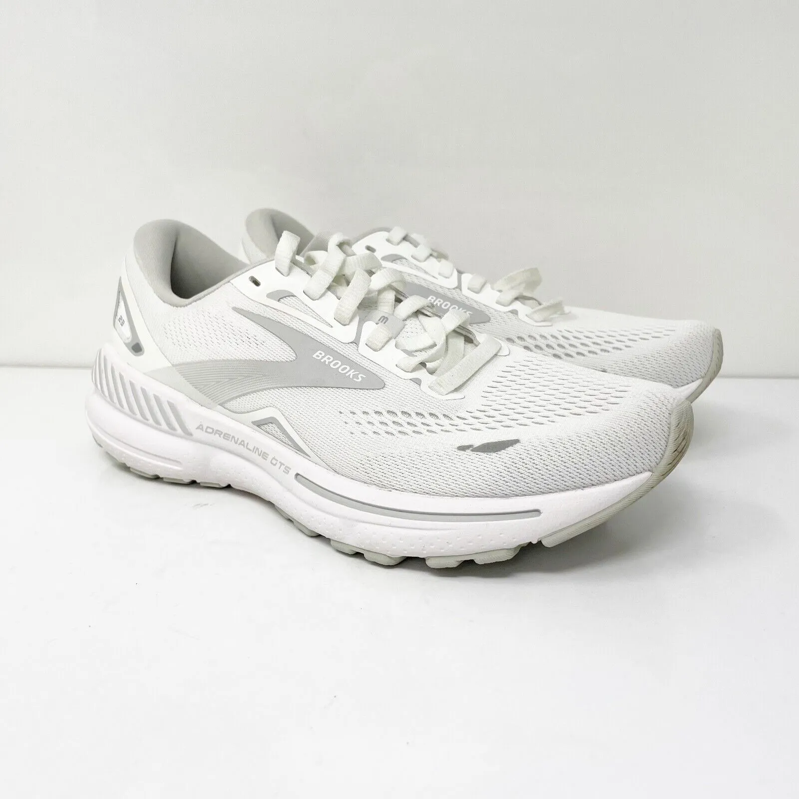 Brooks Womens Adrenaline GTS 23 1203811B104 White Running Shoes Sneakers Sz 6.5B