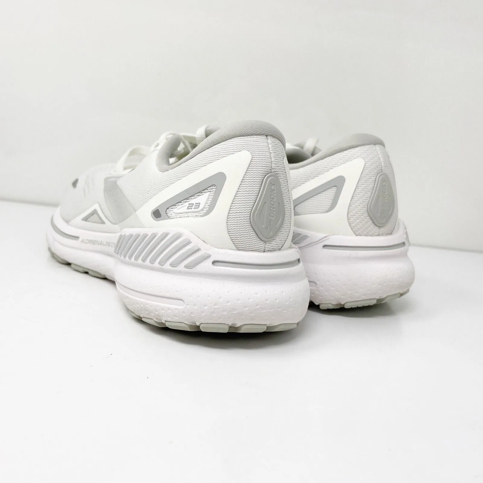 Brooks Womens Adrenaline GTS 23 1203811B104 White Running Shoes Sneakers Sz 6.5B