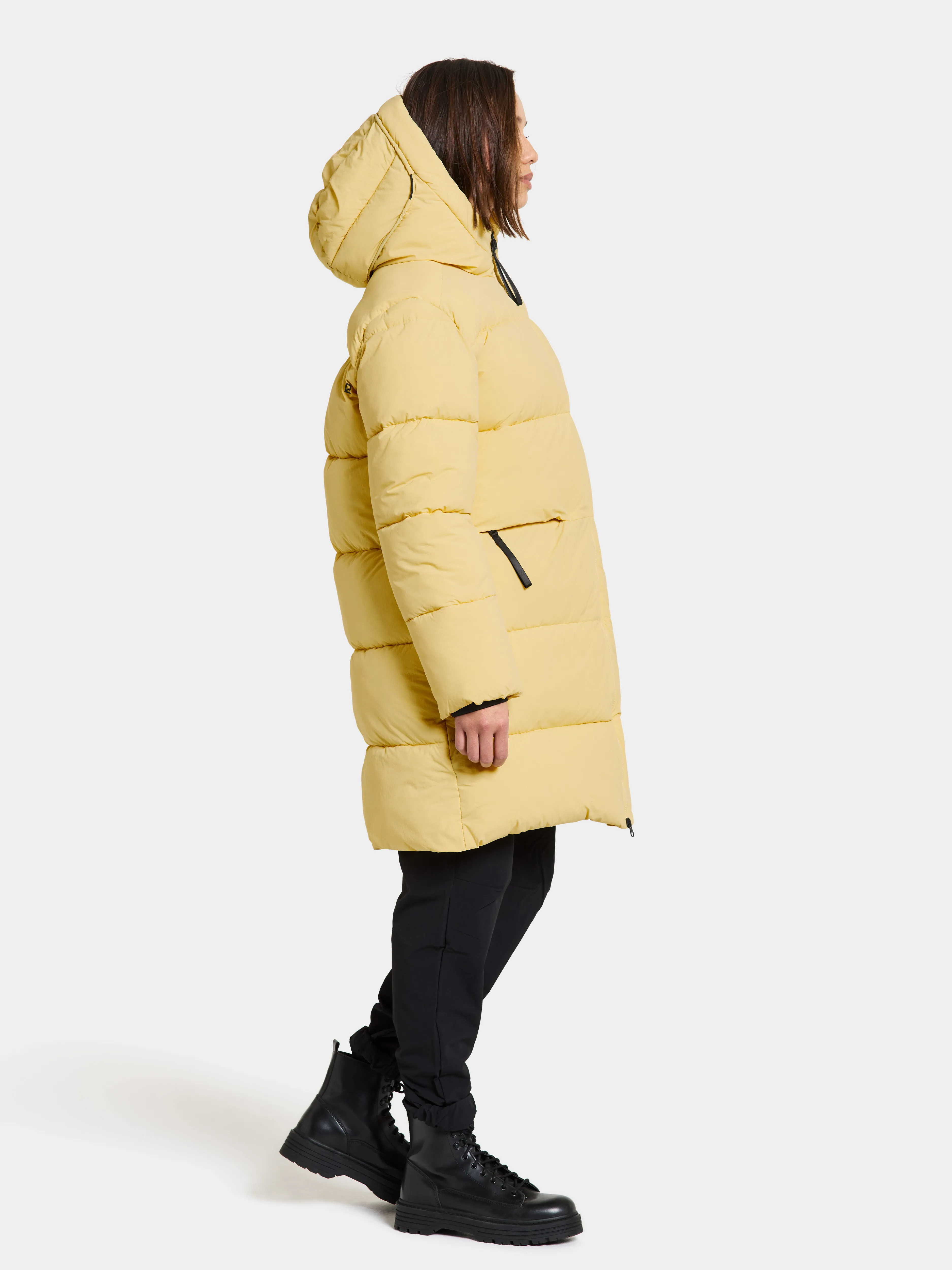 Didriksons Women's Nomi Parka 3 Sundryed Yellow | Buy Didriksons Women's Nomi Parka 3 Sundryed Yellow here | Outnorth