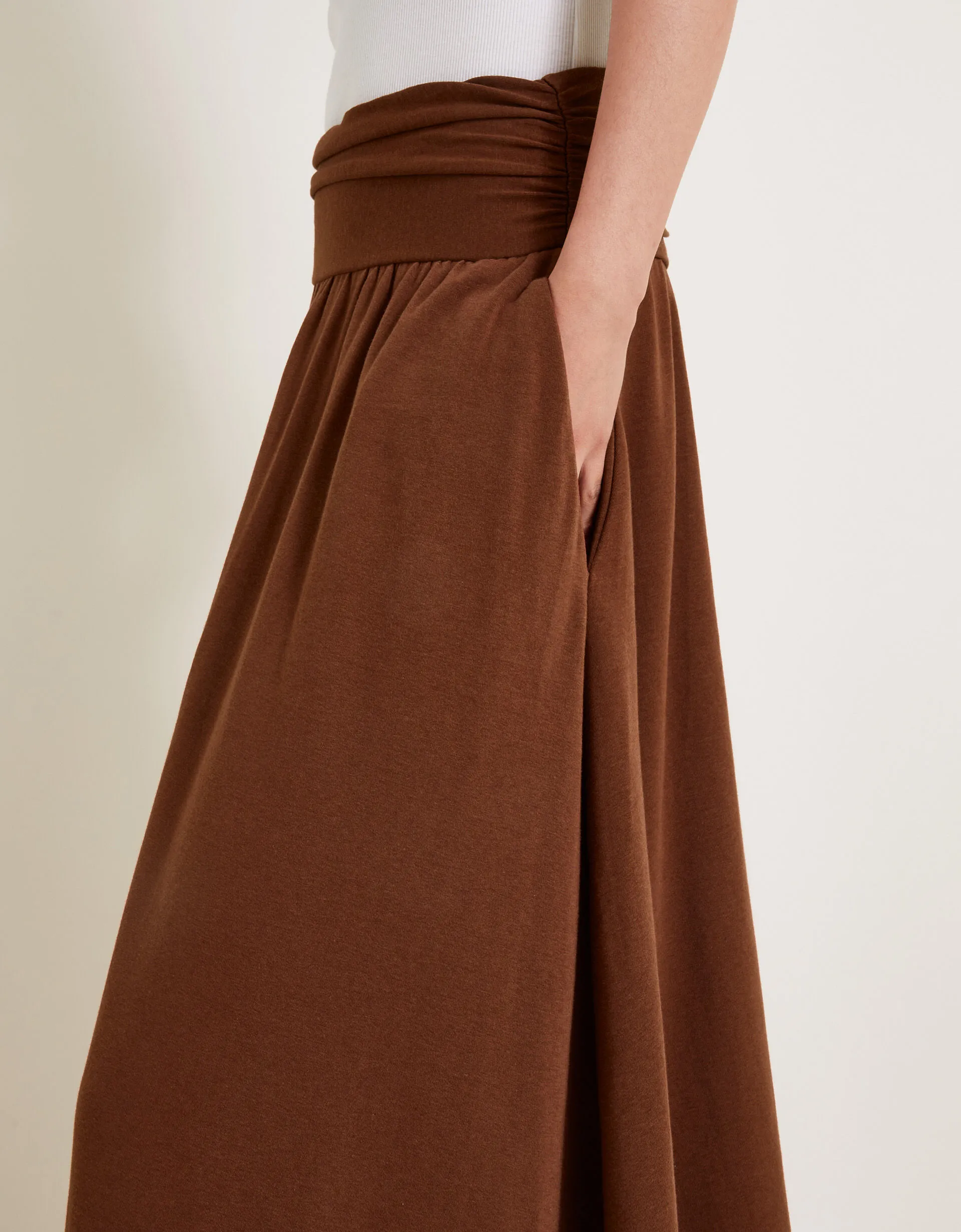 Jourdana Jersey Midi Skirt Brown