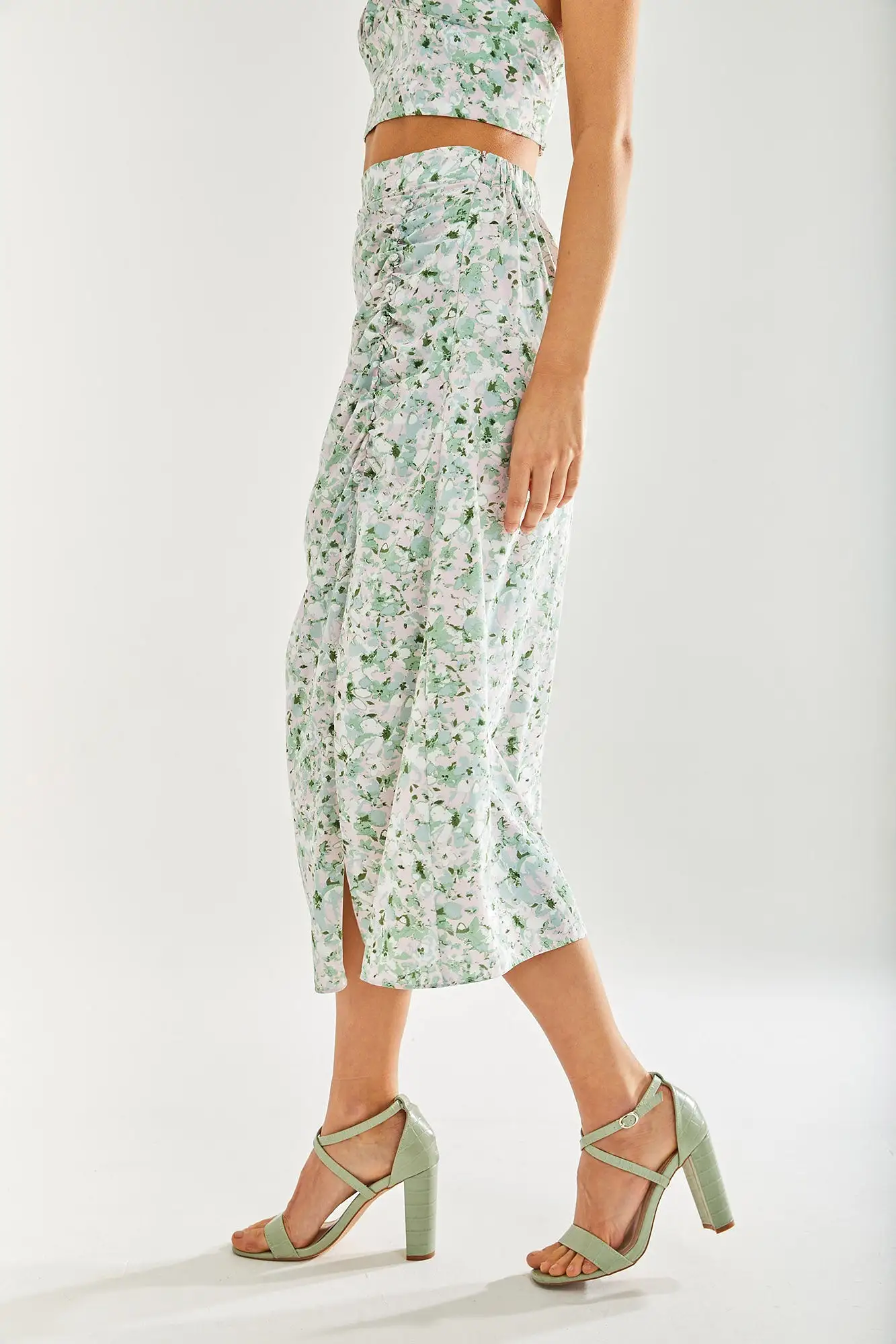 Liquorish Green Floral  Midi Skirt