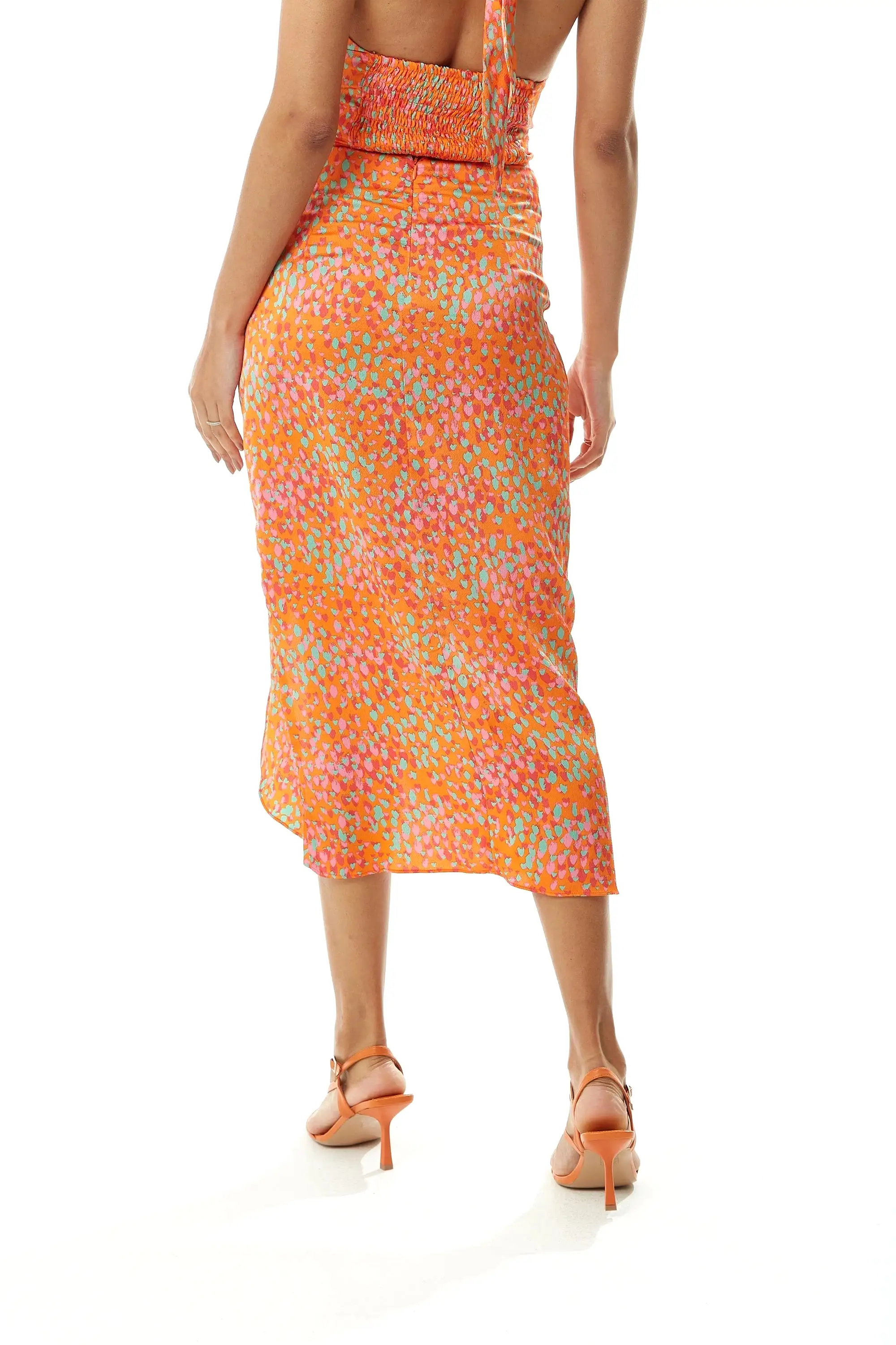 Liquorish Midi Skirt With Gathering Buttons On Front Orange