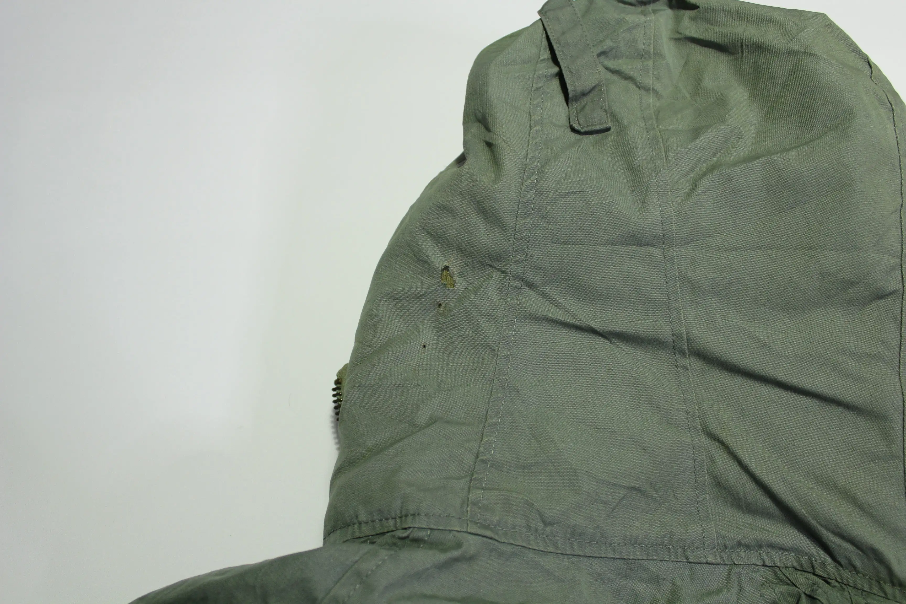 N3-B Vintage 1975 Vietnam Era Army Military Extreme Cold Weather Parka Hooded Jacket