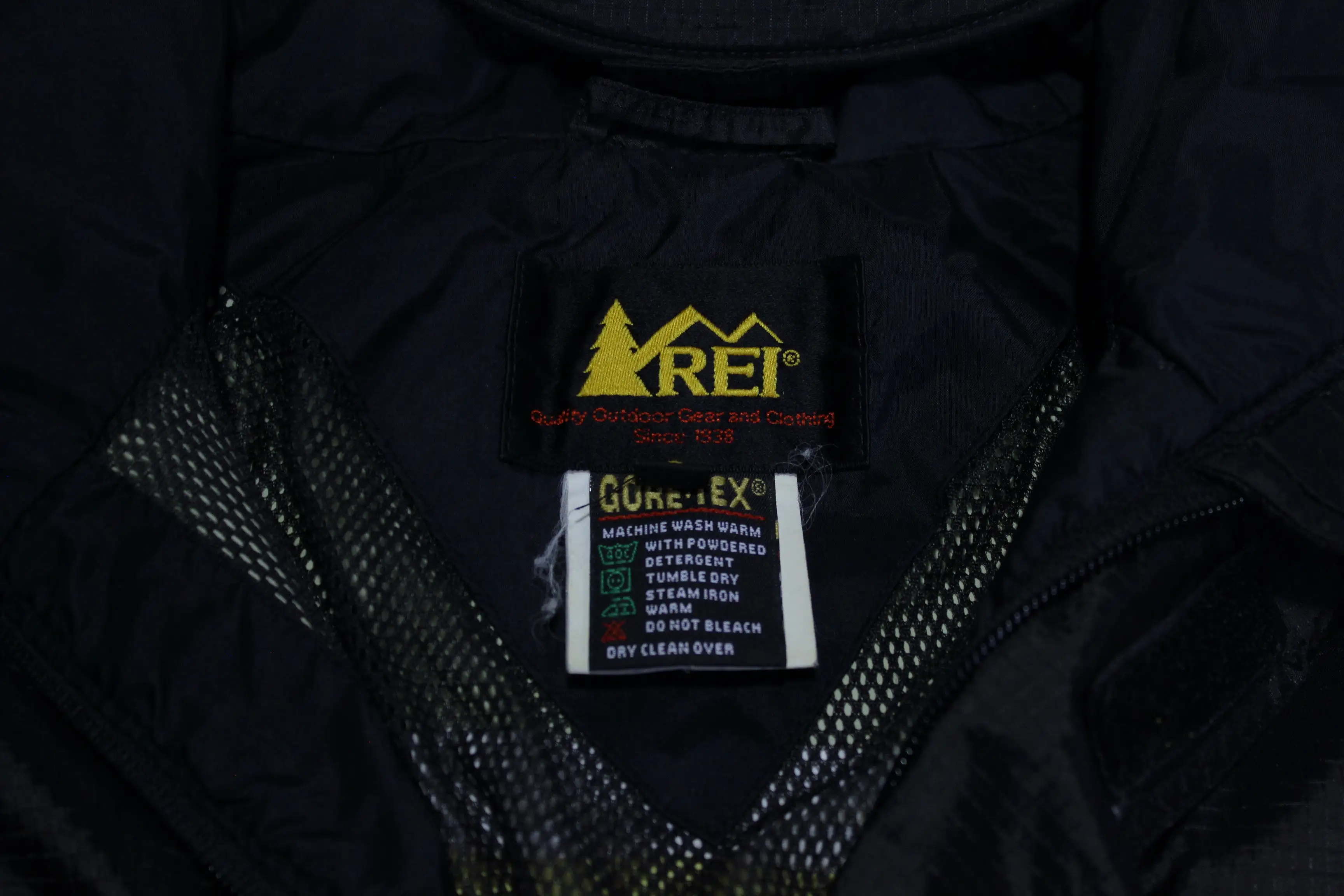 REI Vintage 90's Gore Tex Parka Multi Pocket Windbreaker Lightweight Ski Jacket