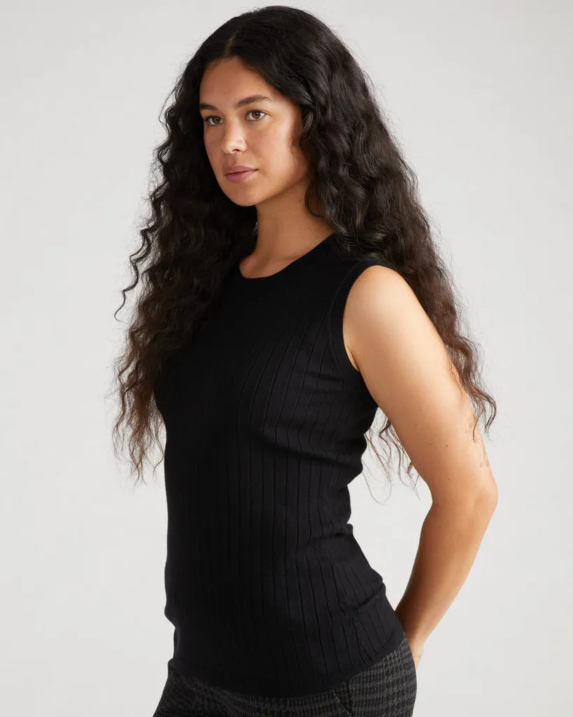 Savvy Fine Knit Sweater Shell - Black