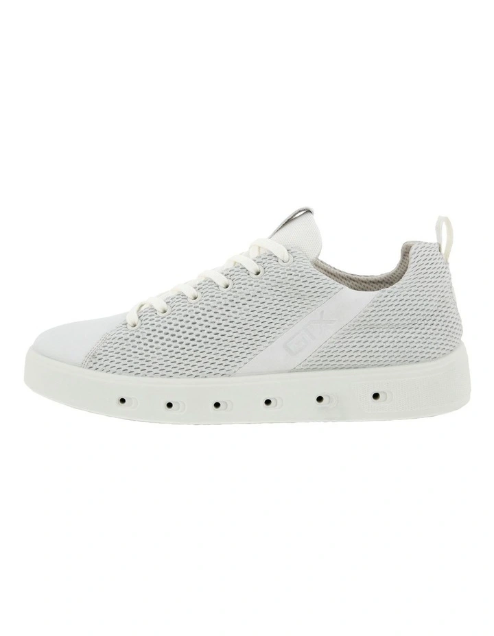 Street 720 Sneaker in White