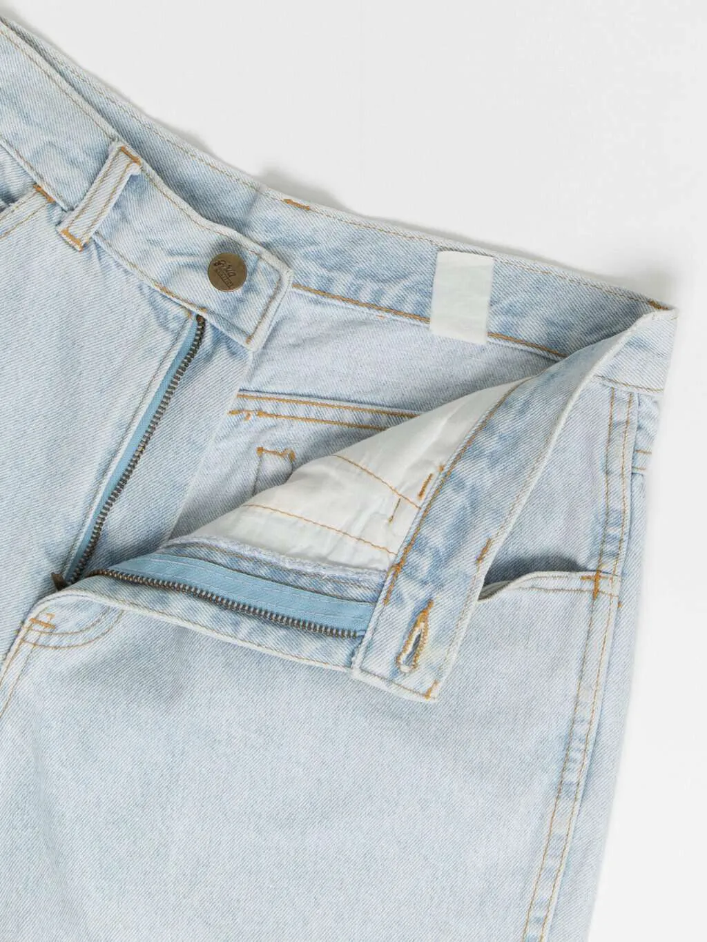 Vintage pale blue denim shorts – Small / Medium