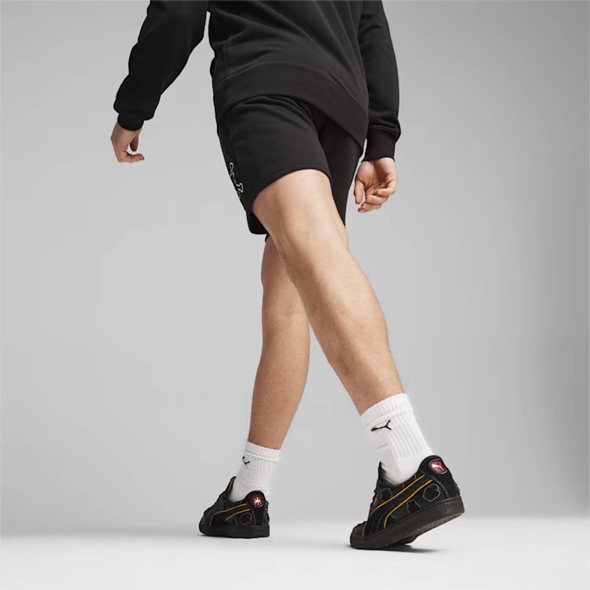 x ONE PIECE SHORTS 'BLACK'